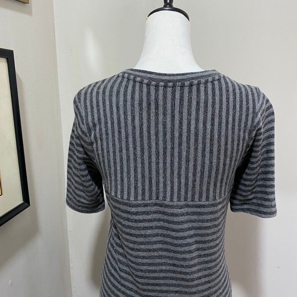 Paraphrase Grey Striped Knit Dress Size Small Short Sleeve Stretch Knit - Picture 5 of 6